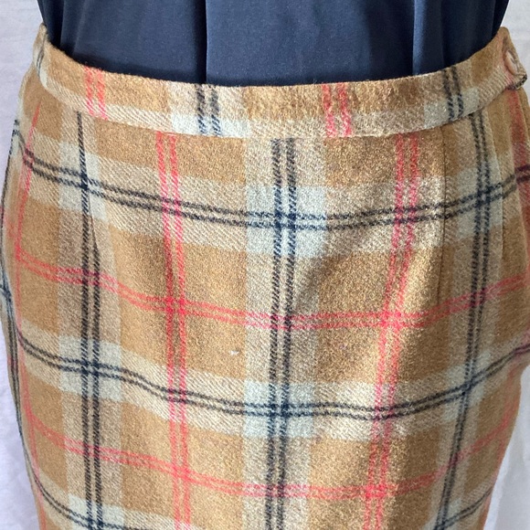 Vintage, Union label, plaid wool skirt-xs - Picture 2 of 8